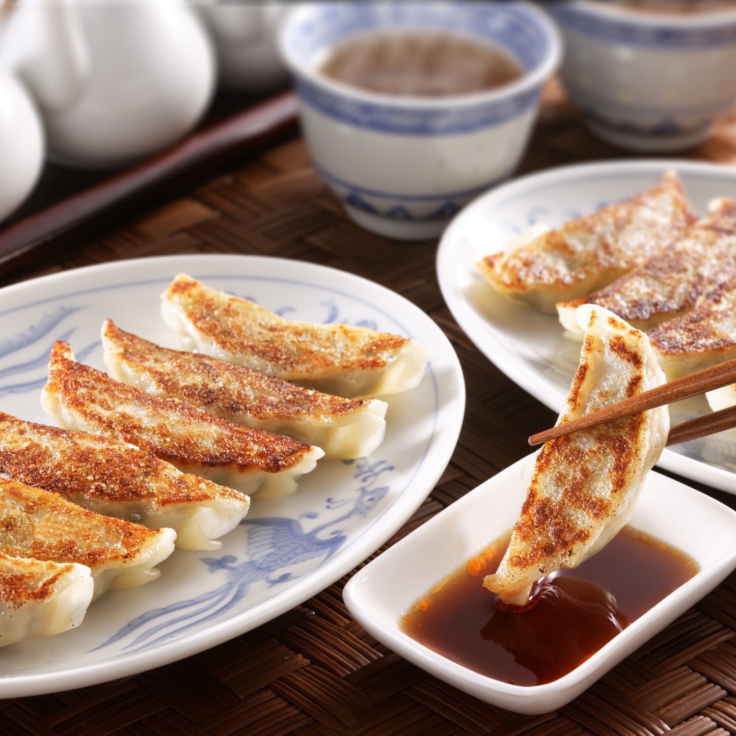 芦屋 伊東屋謹製「神戸牛餃子」