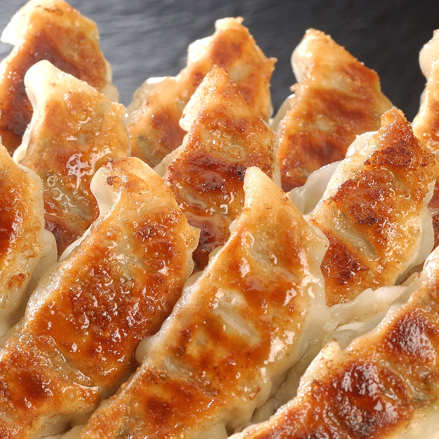 芦屋 伊東屋謹製「地鶏餃子」