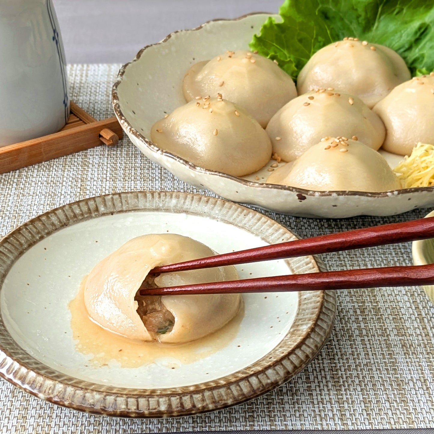 芦屋 一口餃子「壱心」１折・黒豚焼き小籠包１折セット  【ギフト商品】